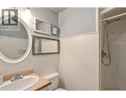 5455 Bayshore Dr, Nanaimo, BC V9V1G8 Photo 38
