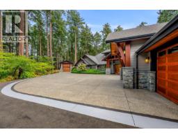 846 Foskett Rd, Comox, BC V9M3T9 Photo 48