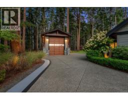 846 Foskett Rd, Comox, BC V9M3T9 Photo 69