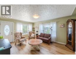 Kitchen - 6430 Spartan Street, Oliver, BC V0H1T0 Photo 11