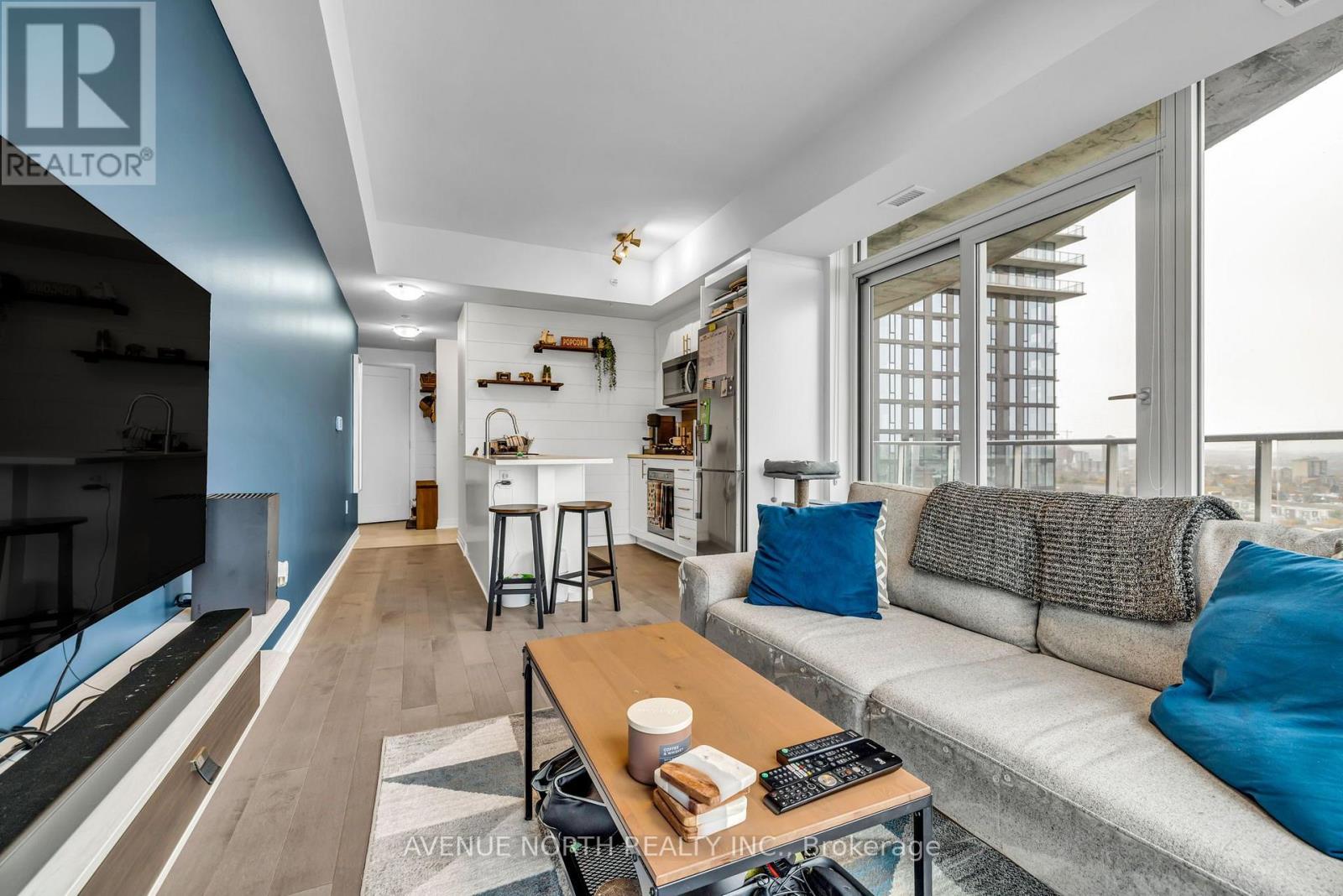 1 Bed, 1 Bath House for Sale in Ottawa – 2001 – 805 CARLING AVENUE, Ottawa – MLS# X13794134 - Image 6