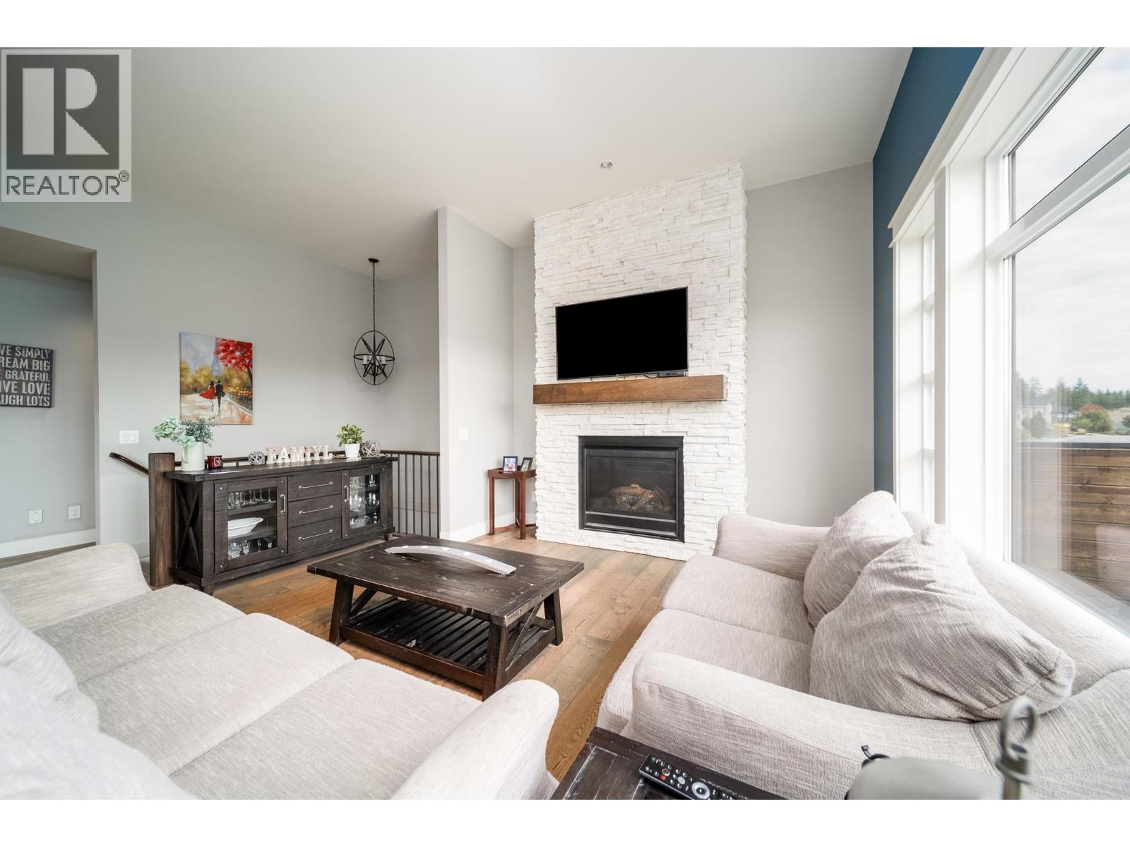 2588 Paramount Drive, West Kelowna