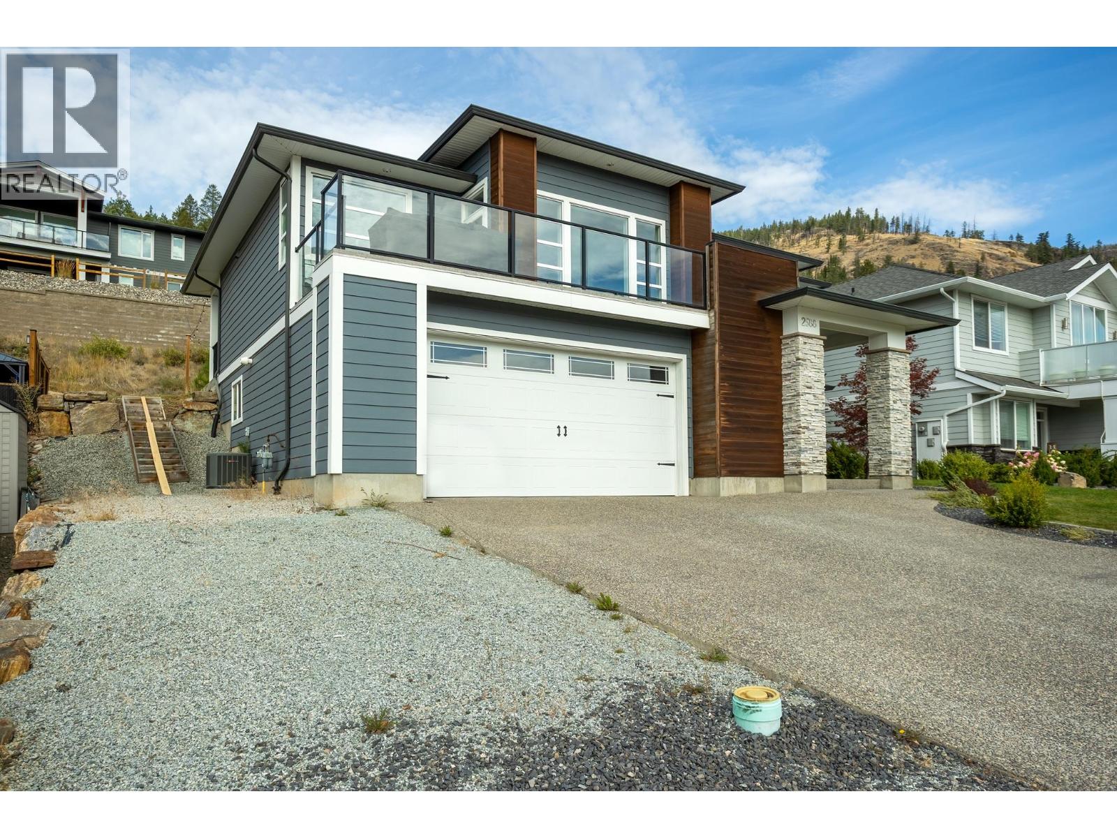 2588 Paramount Drive, West Kelowna