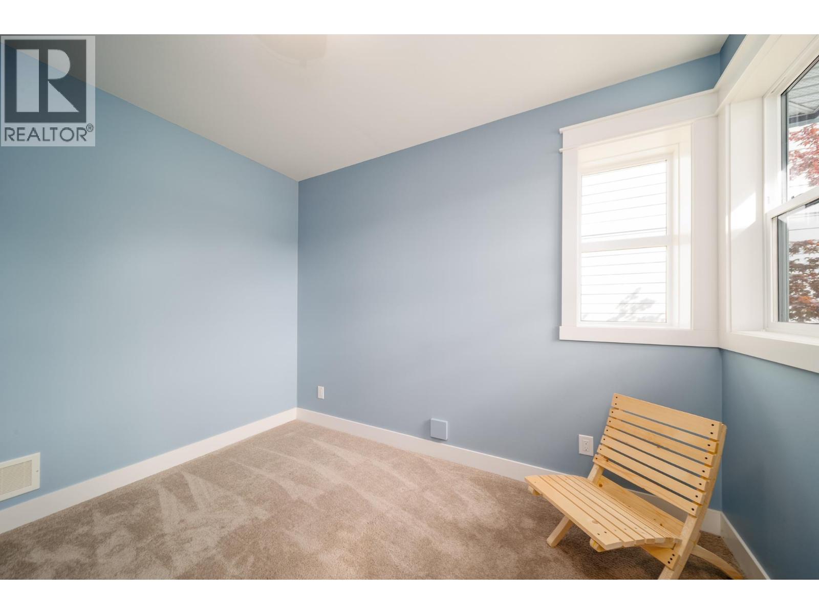 2588 Paramount Drive, West Kelowna