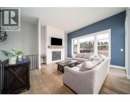 4pc Bathroom - 2588 Paramount Drive, West Kelowna, BC V4T3M6 Photo 10