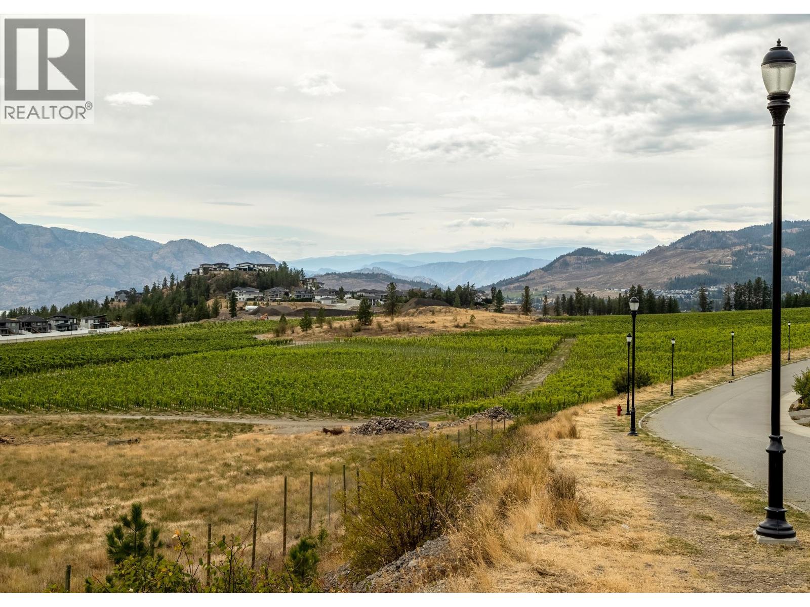2588 Paramount Drive, West Kelowna