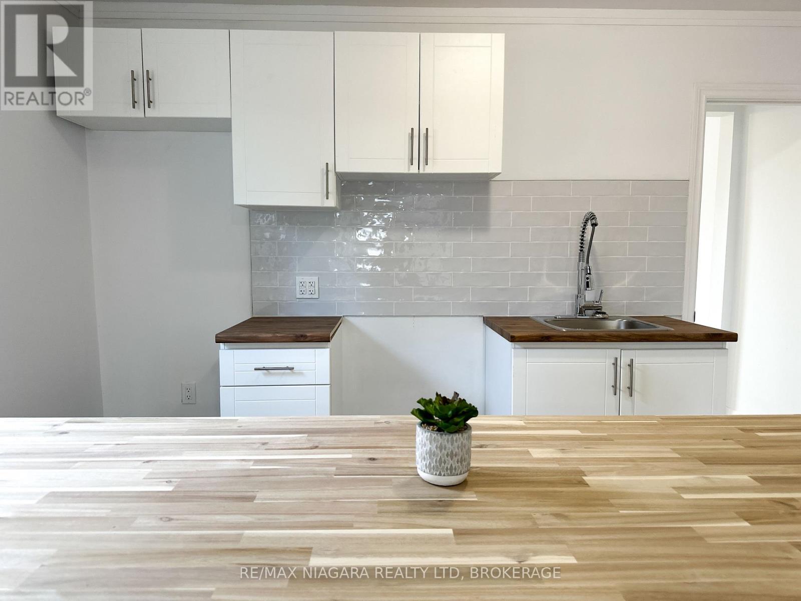 UPPER - 233 PELHAM ROAD, St. Catharines (Western Hill) — photo 6