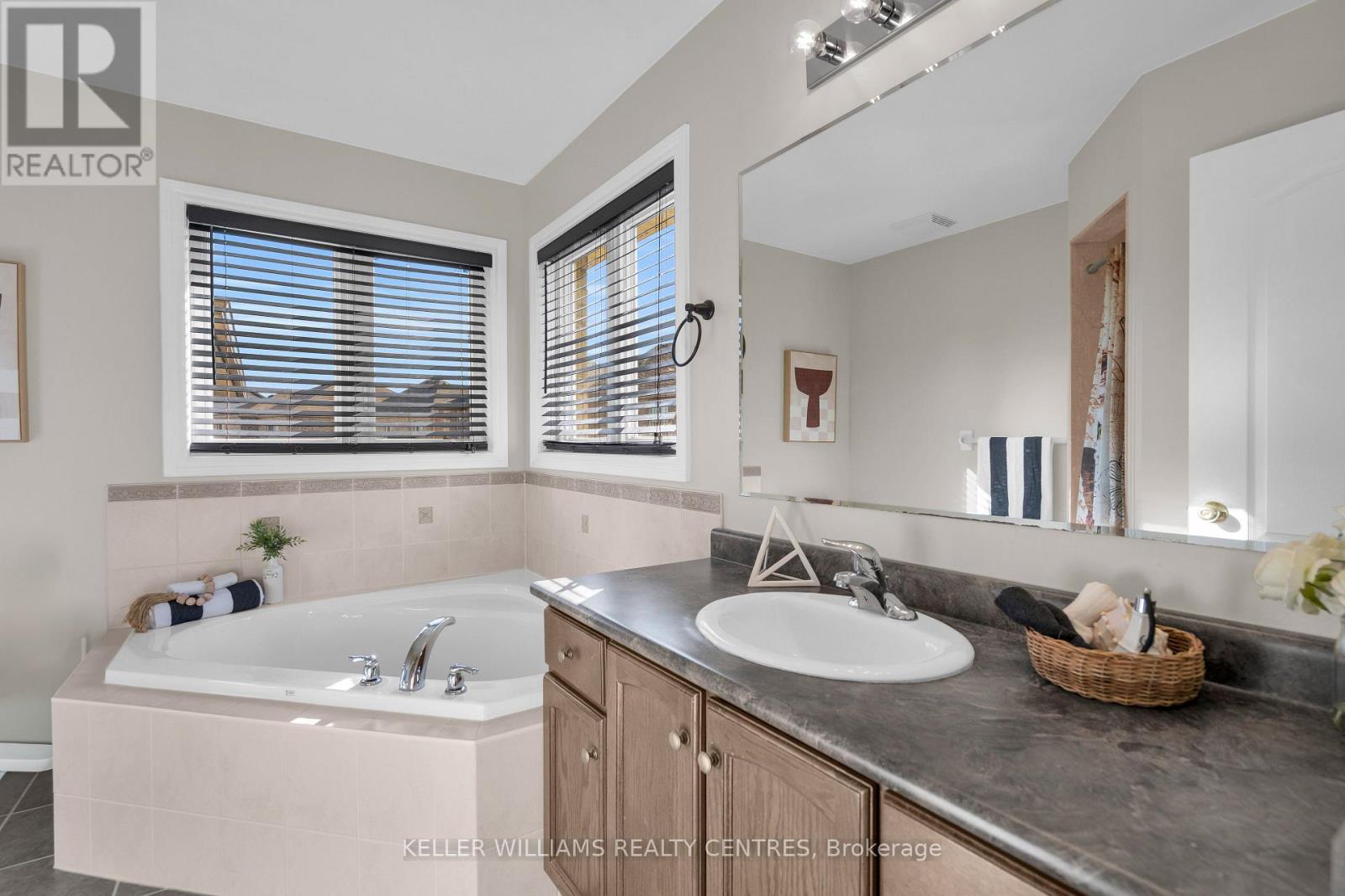 74 WEIR STREET - 23