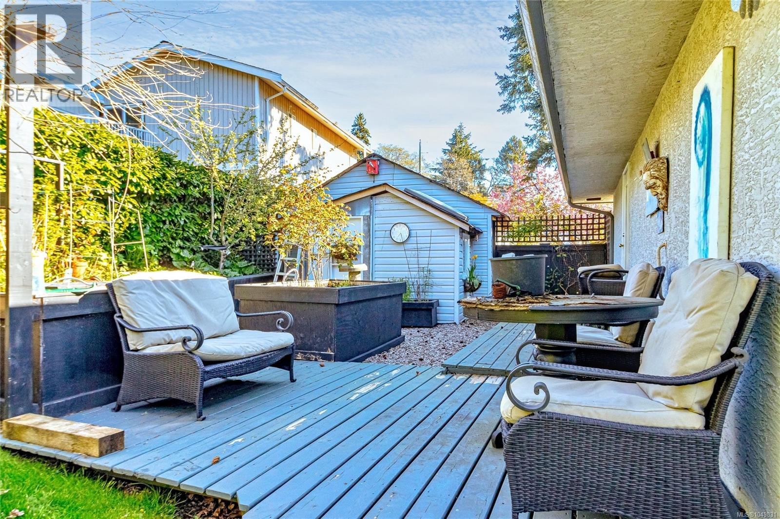 886 Cunningham Rd - 75