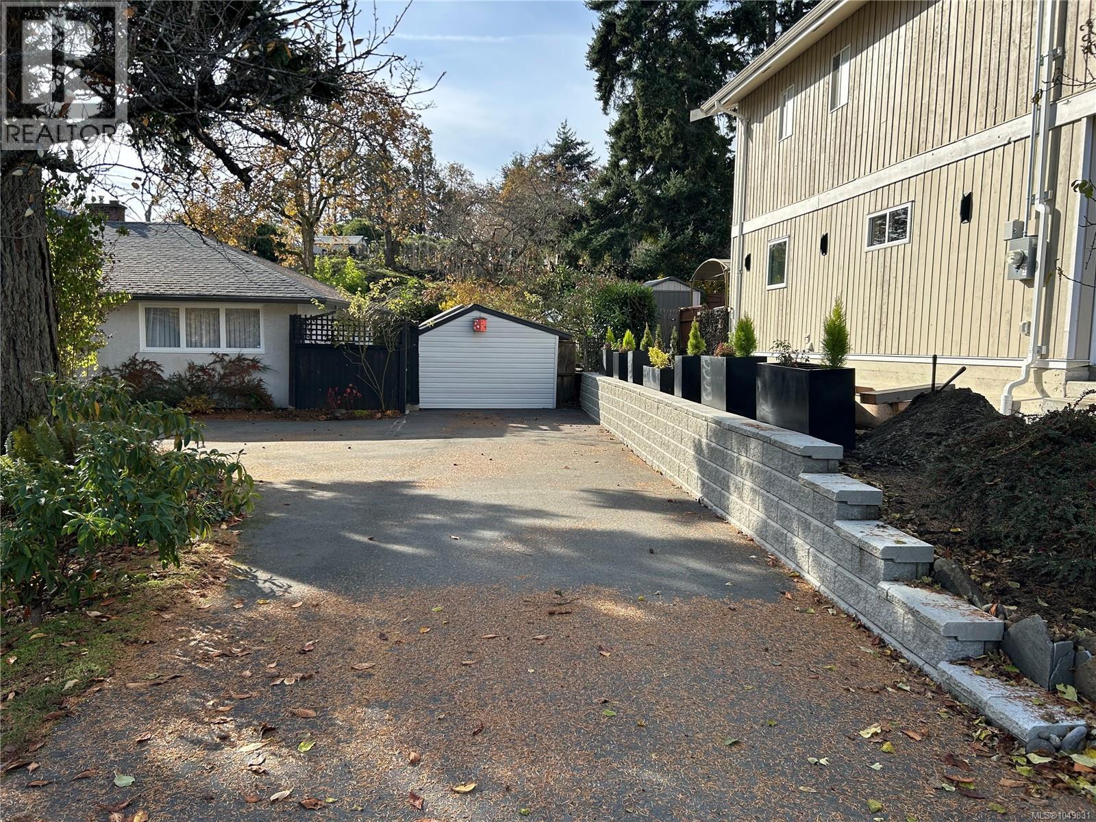 886 Cunningham Rd - 83