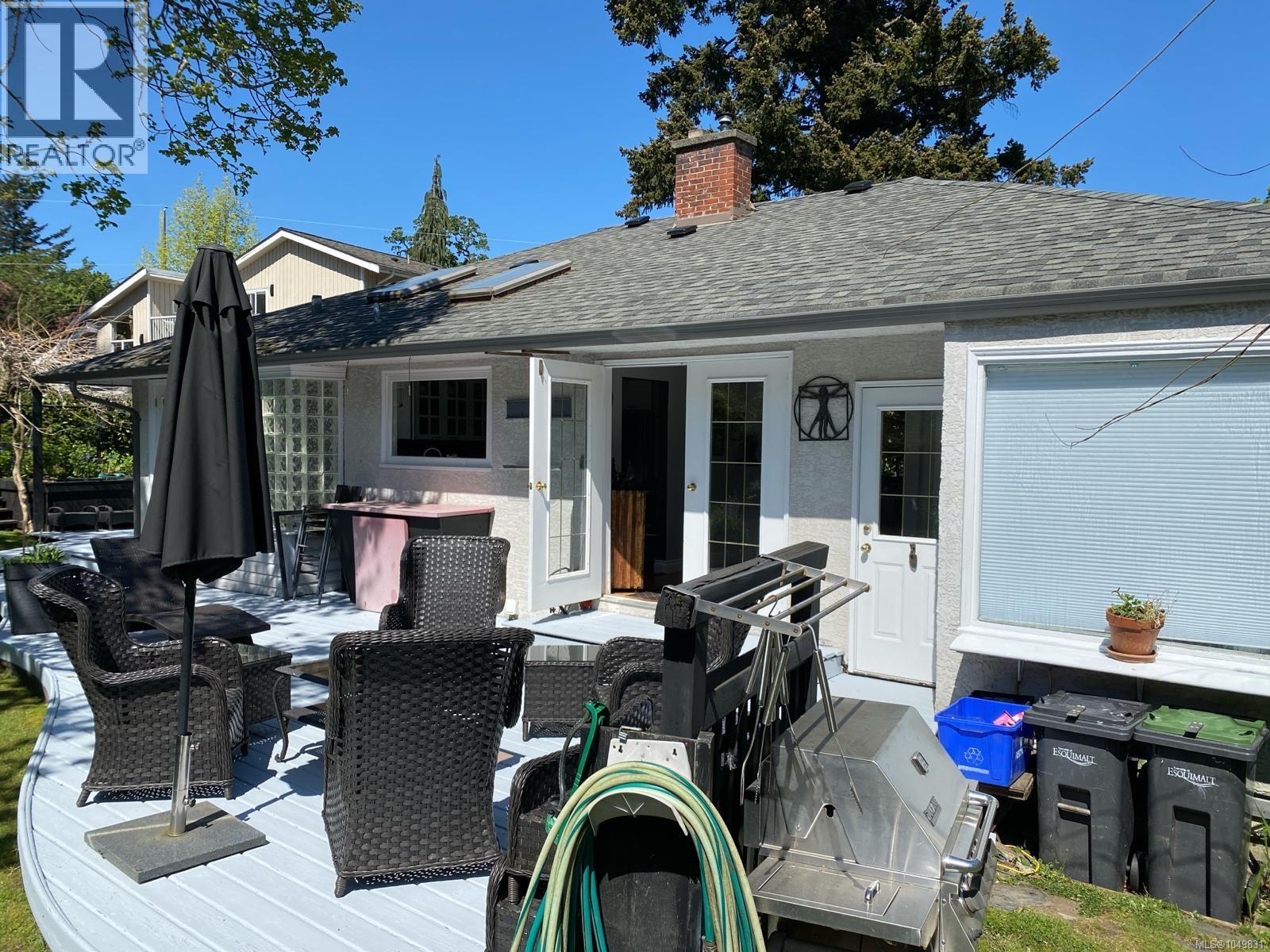 886 Cunningham Rd - 92