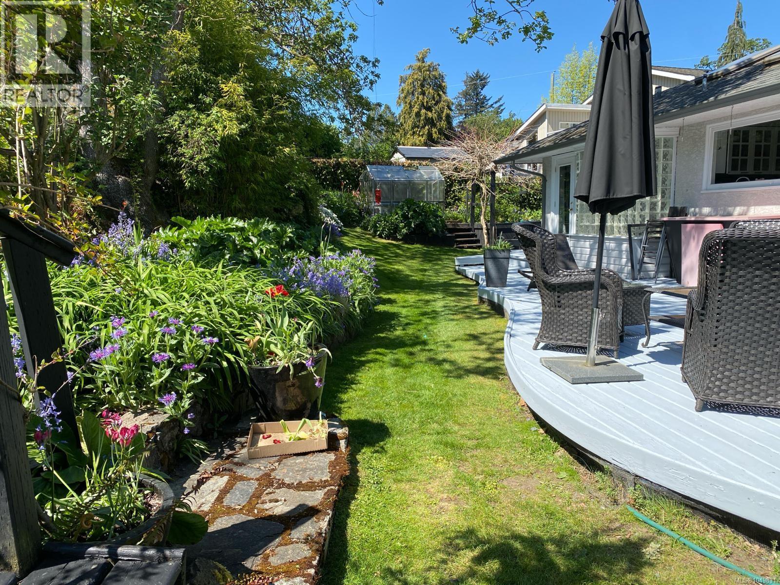 886 Cunningham Rd - 97