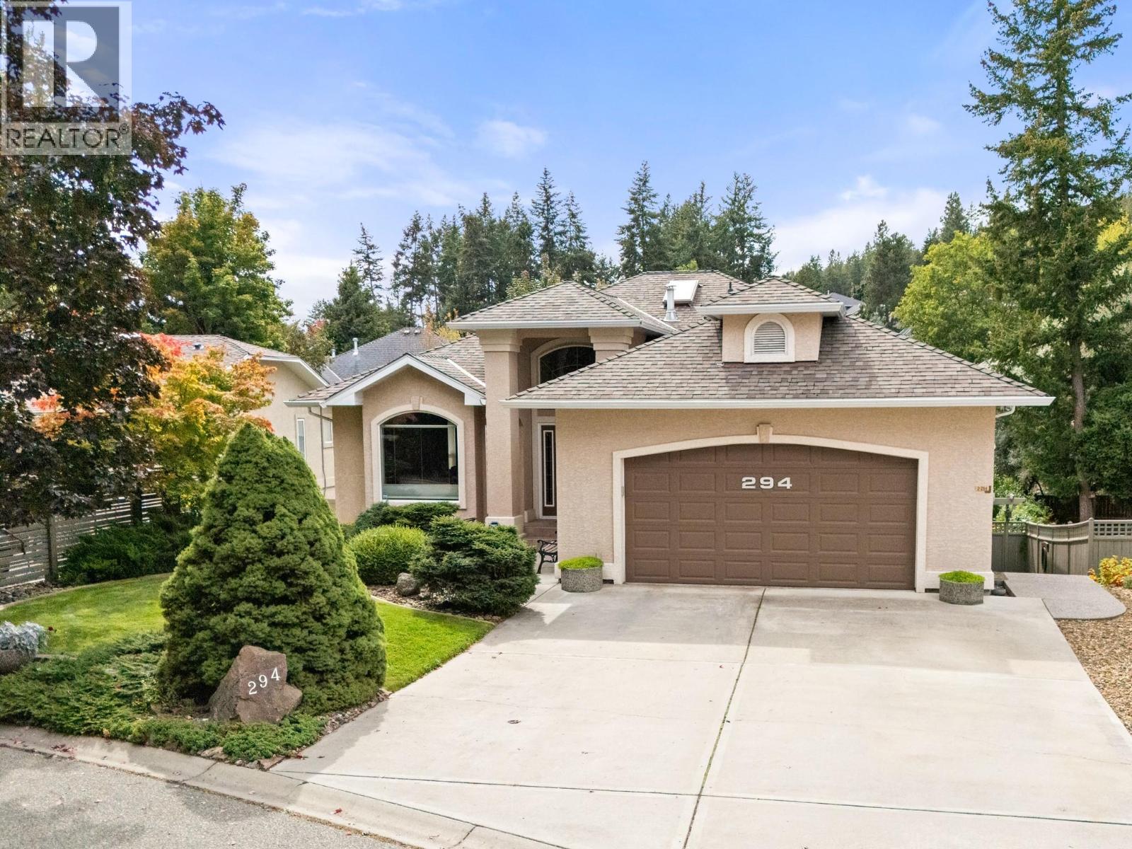 294 Knightsbridge Way, Kelowna
