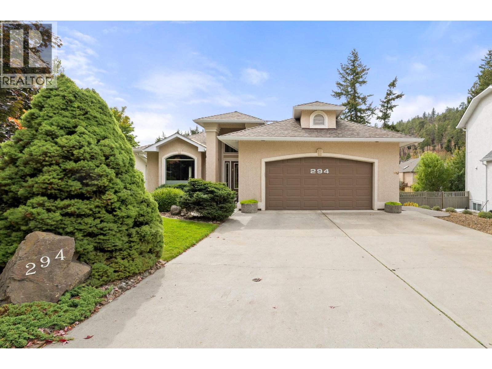 294 Knightsbridge Way, Kelowna