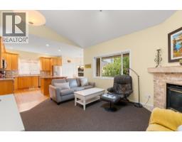294 Knightsbridge Way, Kelowna, BC V1V2A9 Photo 19