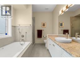 294 Knightsbridge Way, Kelowna, BC V1V2A9 Photo 31