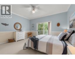 294 Knightsbridge Way, Kelowna, BC V1V2A9 Photo 35