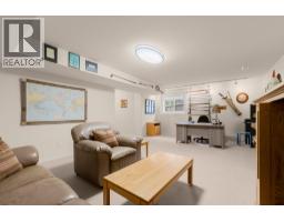 294 Knightsbridge Way, Kelowna, BC V1V2A9 Photo 41
