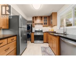 294 Knightsbridge Way, Kelowna, BC V1V2A9 Photo 44