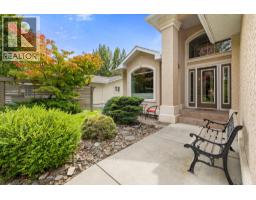 294 Knightsbridge Way, Kelowna, BC V1V2A9 Photo 63