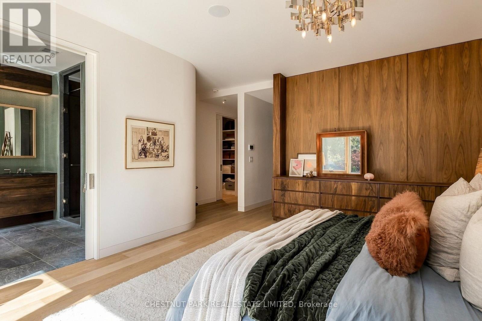 149 ROXBOROUGH STREET E - 21
