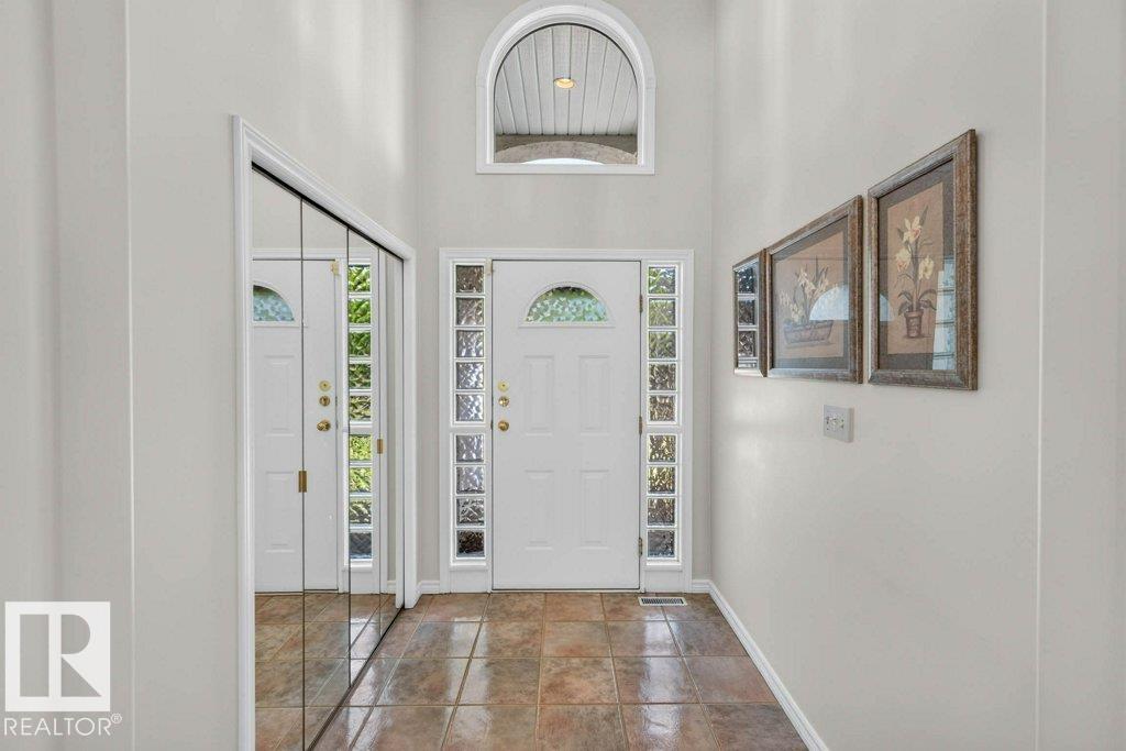 31 Outlook Pl photo 5 — MLS® E4507998