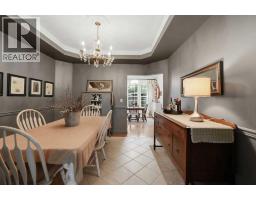 Family room - 4412 51 Street, Red Deer, AB T4N2A2 Photo 13