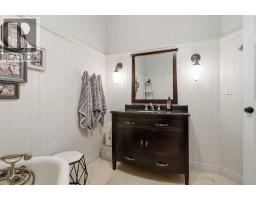 4412 51 Street, Red Deer, AB T4N2A2 Photo 32