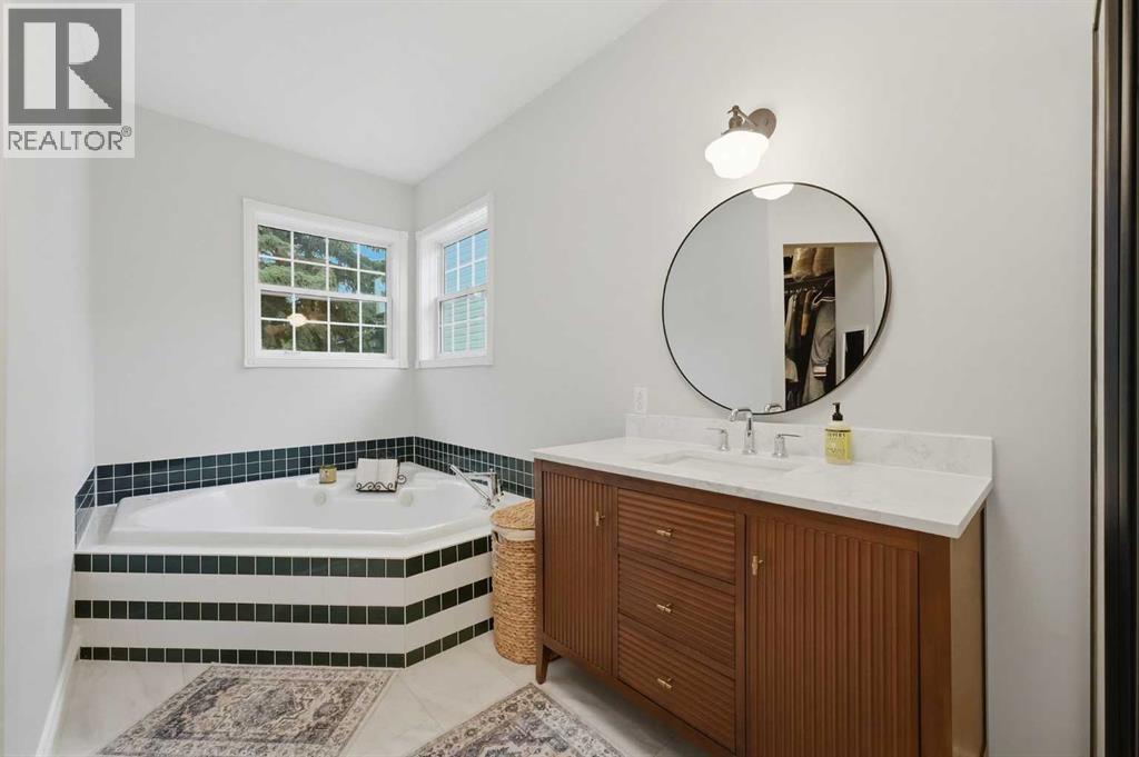 Corner Tub