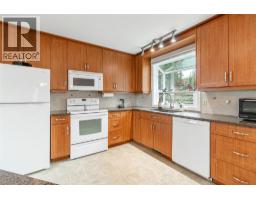 Kitchen - 285 Dell Road, Kelowna, BC V1X3P5 Photo 7