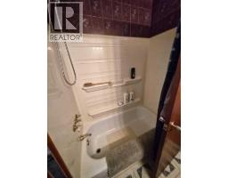 505 7 Avenue, Beaverlodge, AB T0H0C0 Photo 9