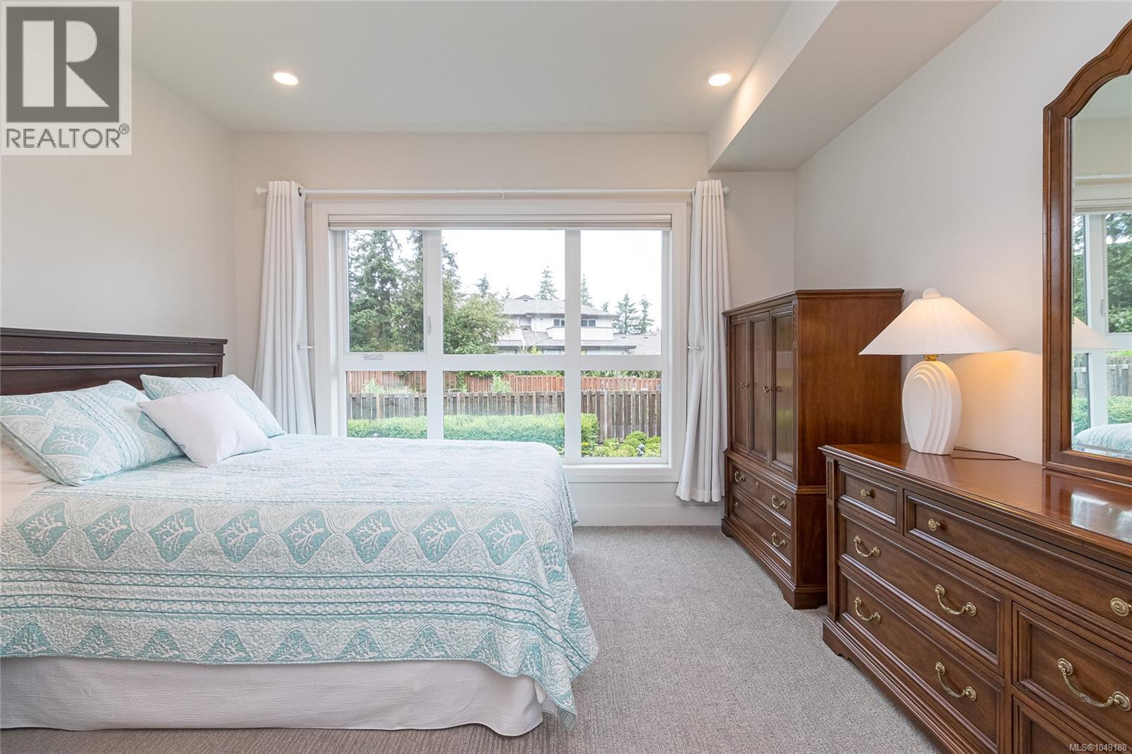 109 741 Travino Lane, Saanich