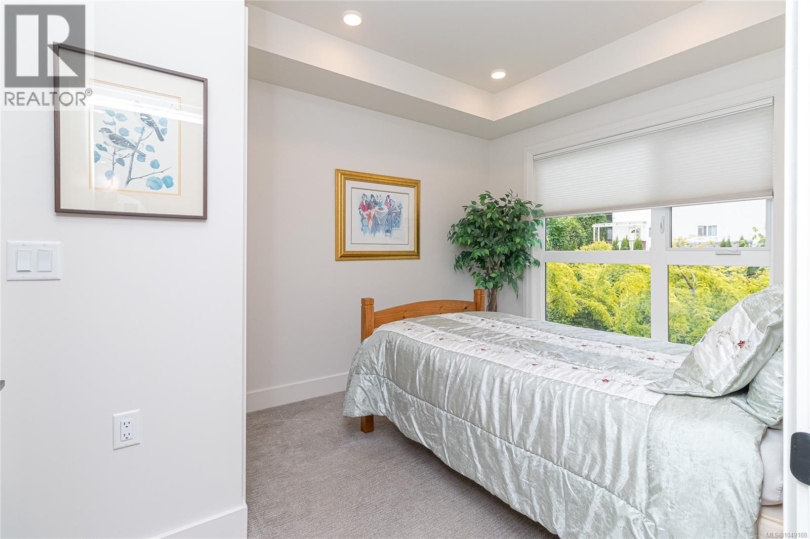 109 741 Travino Lane, Saanich
