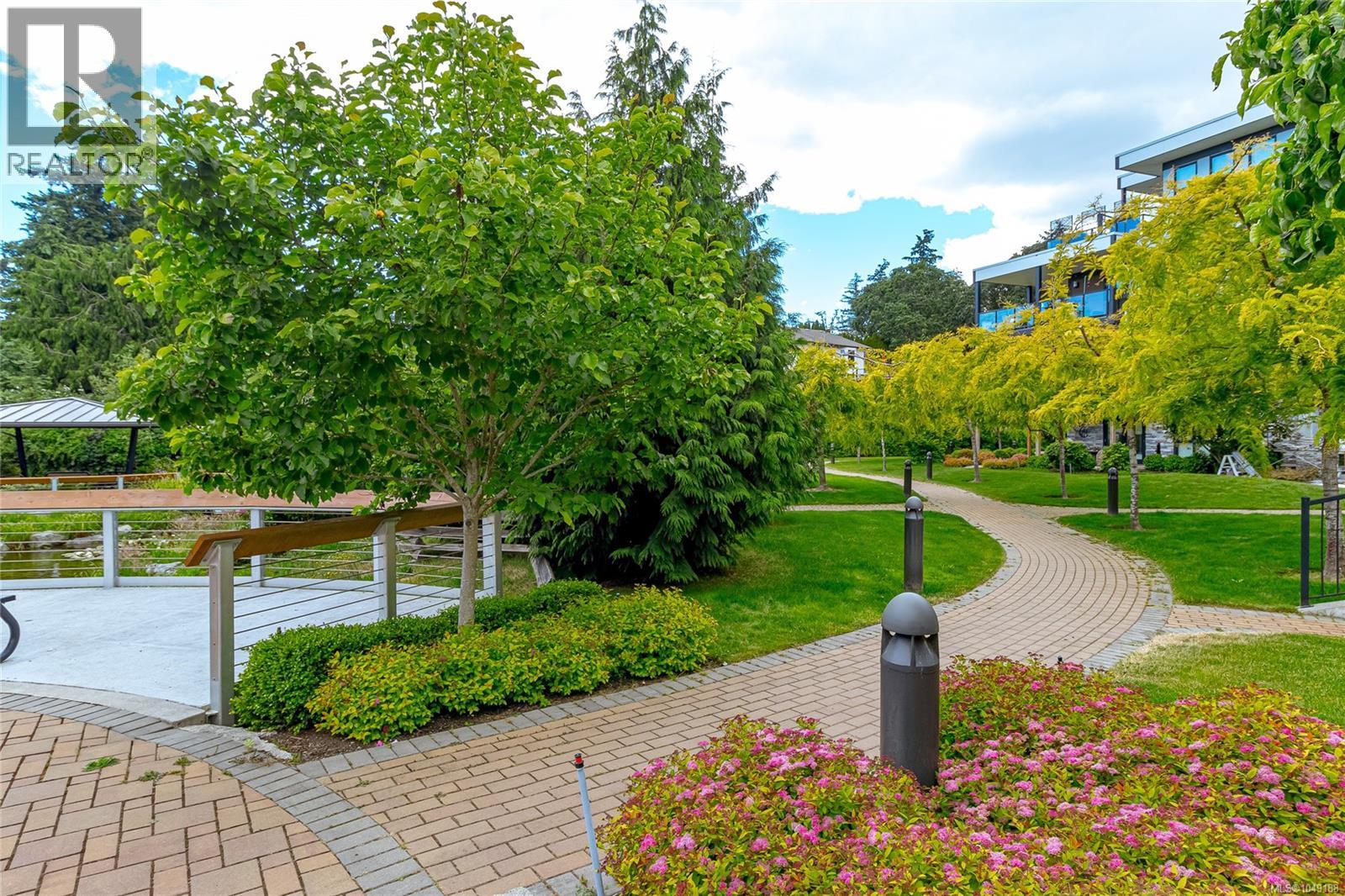 109 741 Travino Lane, Saanich