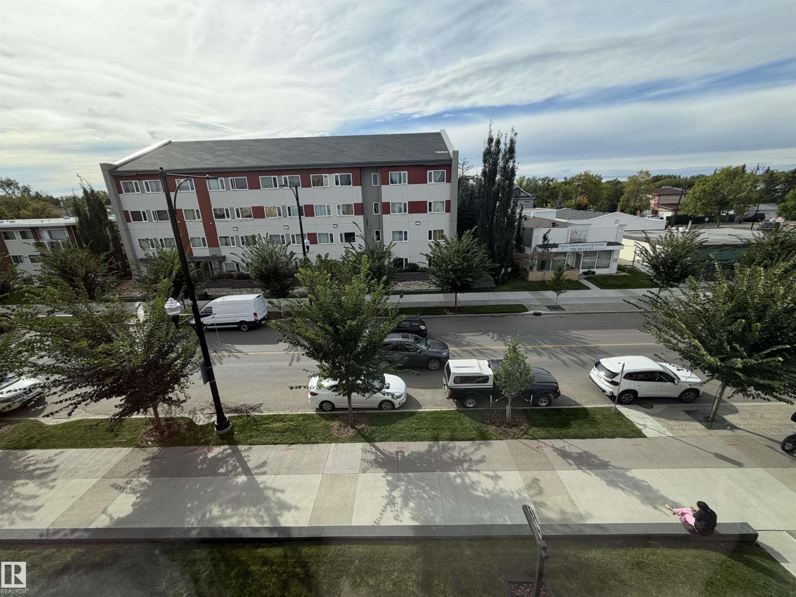 #209 11429 124 ST NW - 36