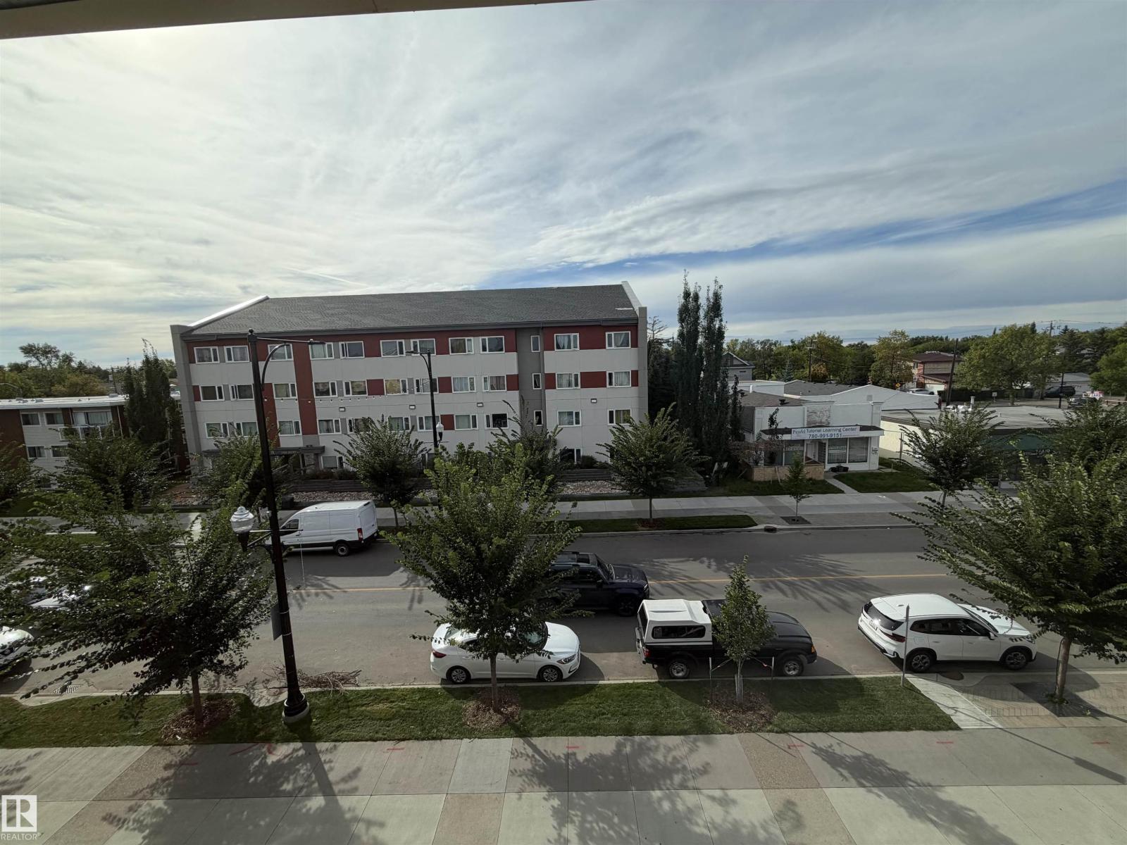 #209 11429 124 ST NW - 37