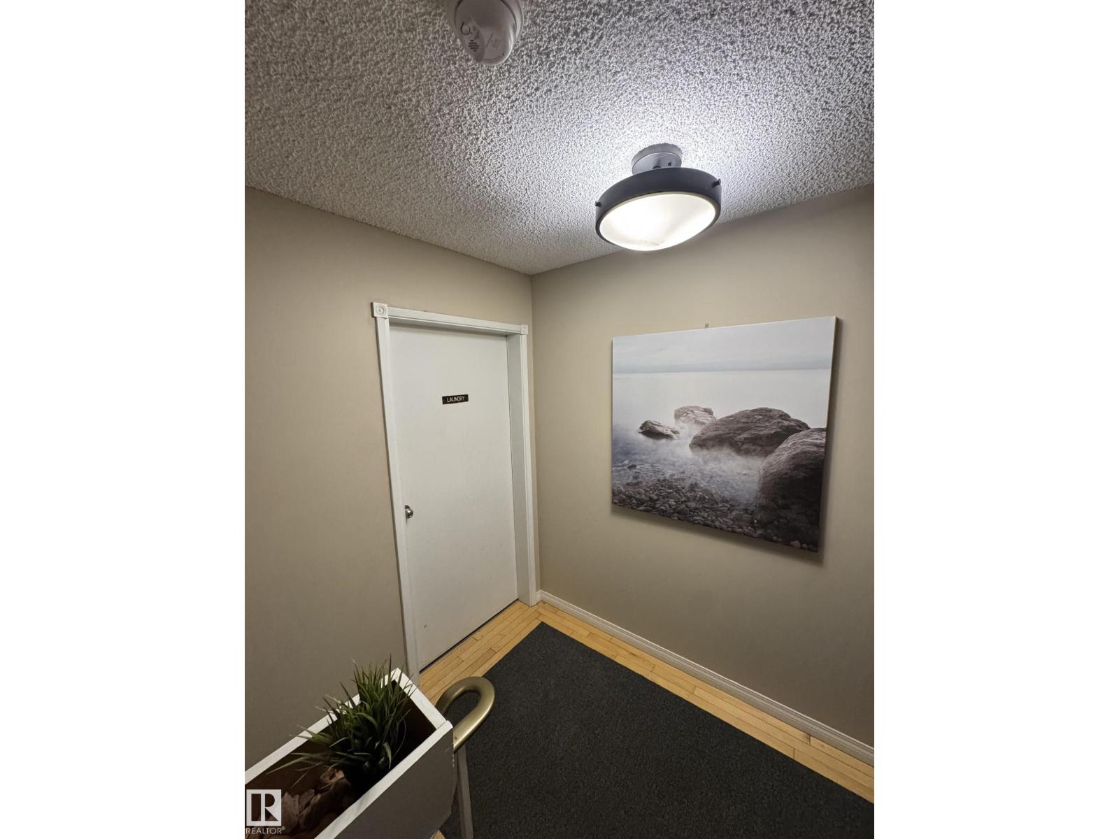 #209 11429 124 ST NW - 48
