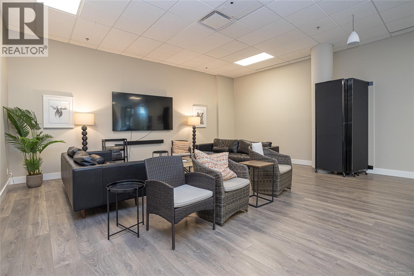 109 741 Travino Lane, Saanich