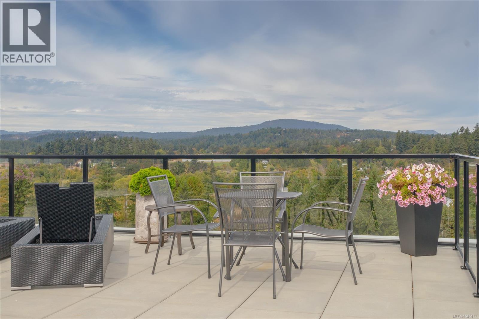 109 741 Travino Lane, Saanich