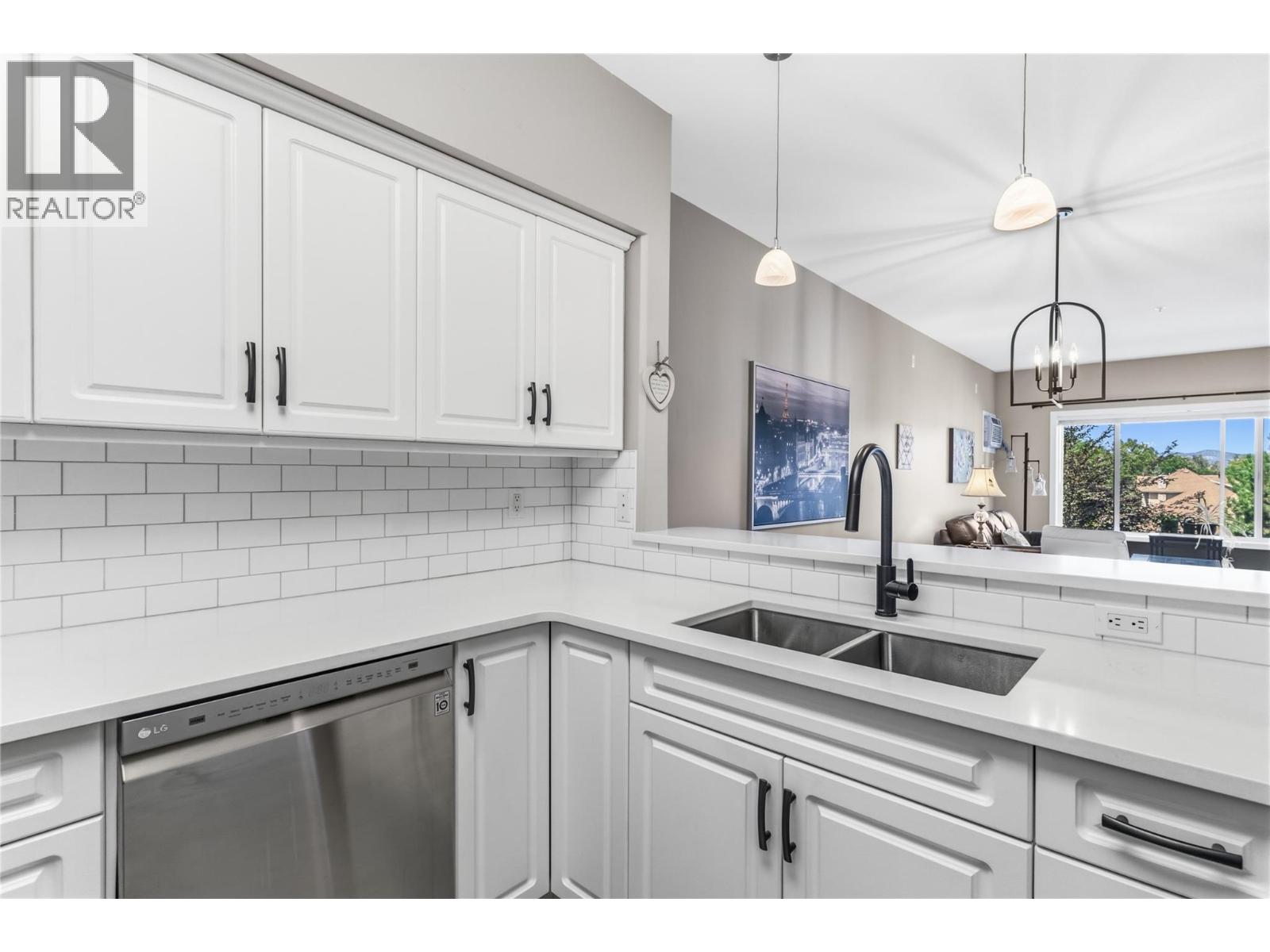 688 Lequime Road Unit# 301, Kelowna