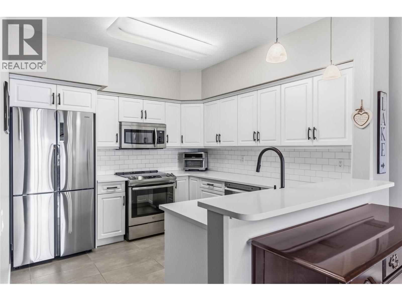 688 Lequime Road Unit# 301, Kelowna