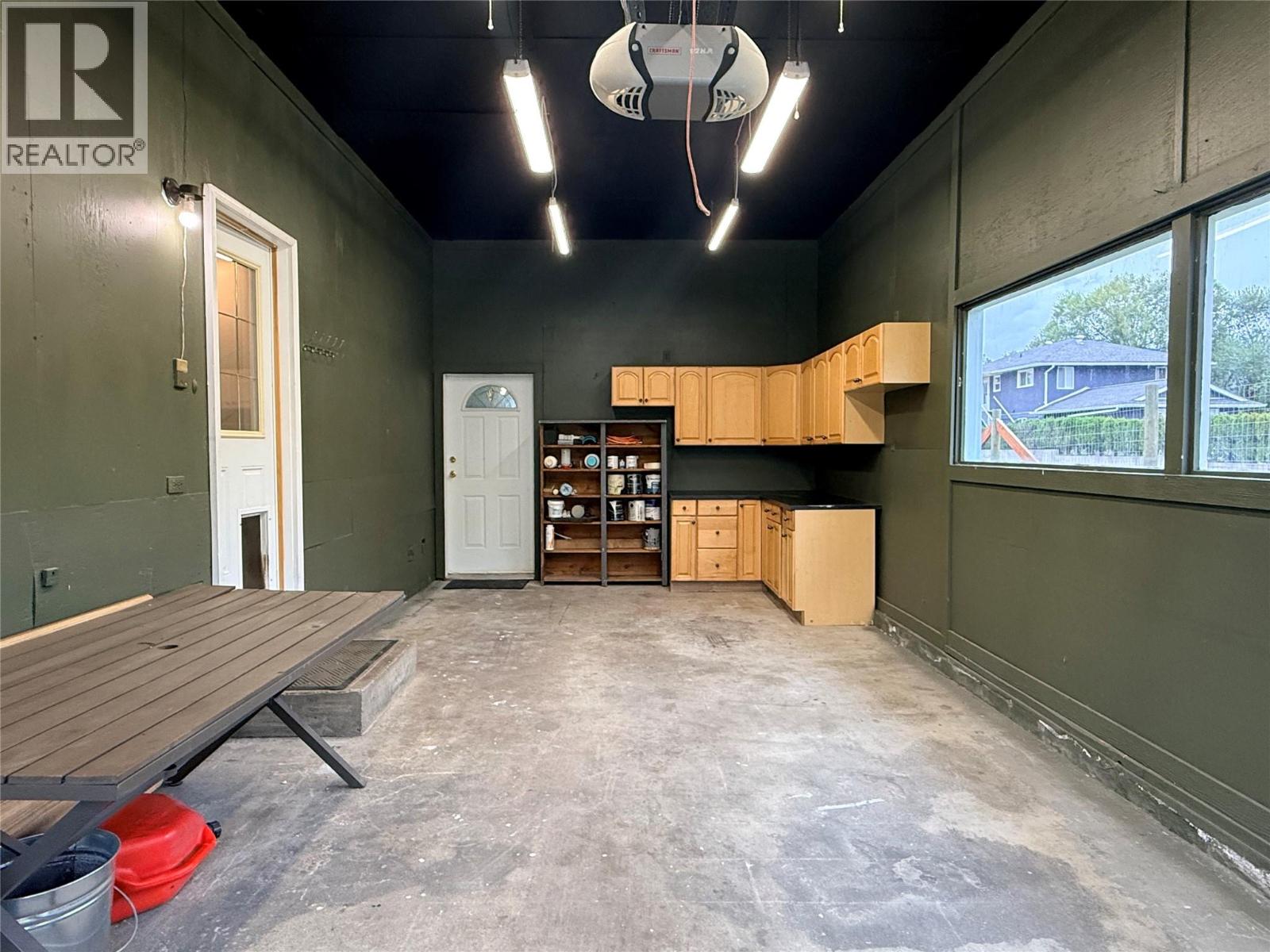 6327 12TH Street - 25