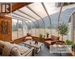Sunroom - 2185 Newton Road, Cawston, BC V0X1C1 Photo 6