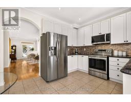 61 Braith Crescent, Whitchurch Stouffville, ON L4A0B9 Photo 14