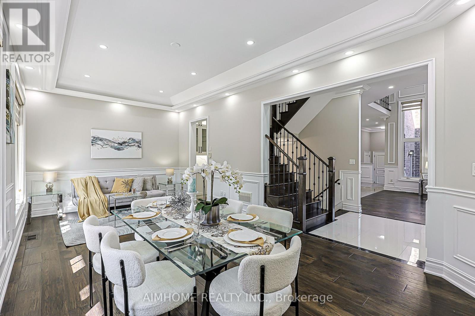 8 PORTIA STREET - 4