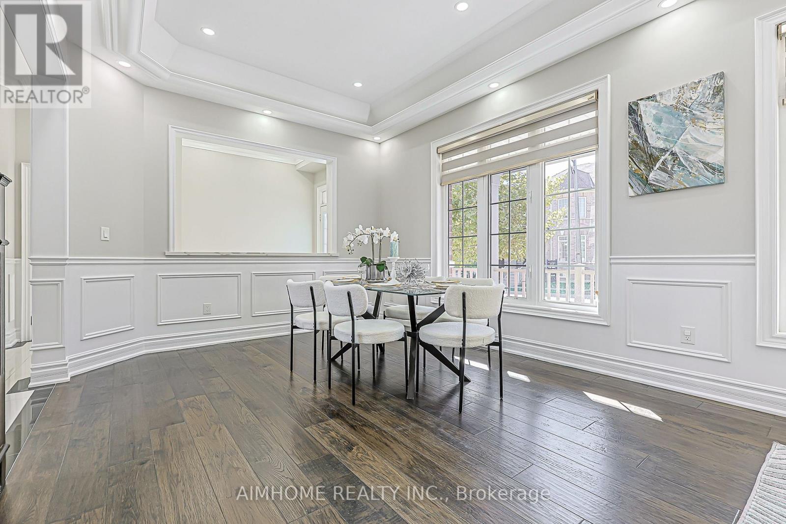 8 PORTIA STREET - 5
