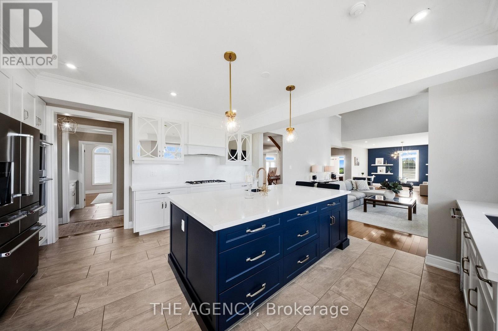 4 MORRISON COURT - 18