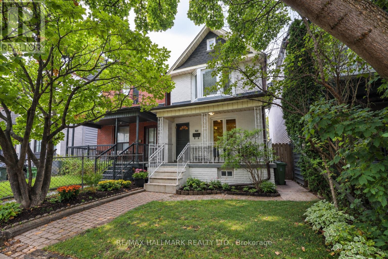 Photo of 206 Yarmouth Road
