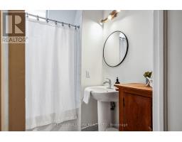 206 Yarmouth Road, Toronto, ON M6G1X4 Photo 15