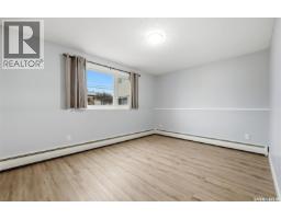 Living room - 36 Froom Crescent, Regina, SK S4N0T9 Photo 11